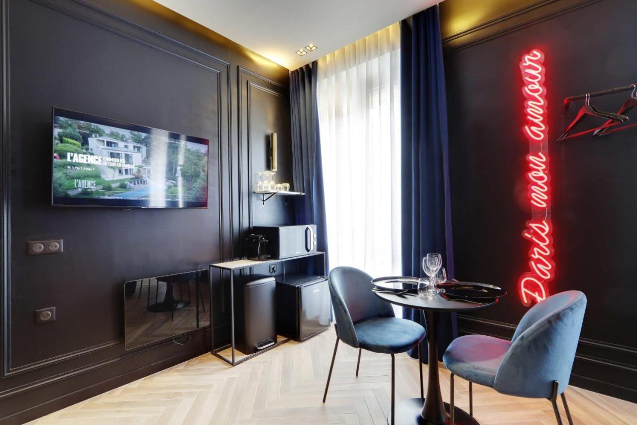 Couples Getaway Unit With Jacuzzi - City Center Parijs Buitenkant foto